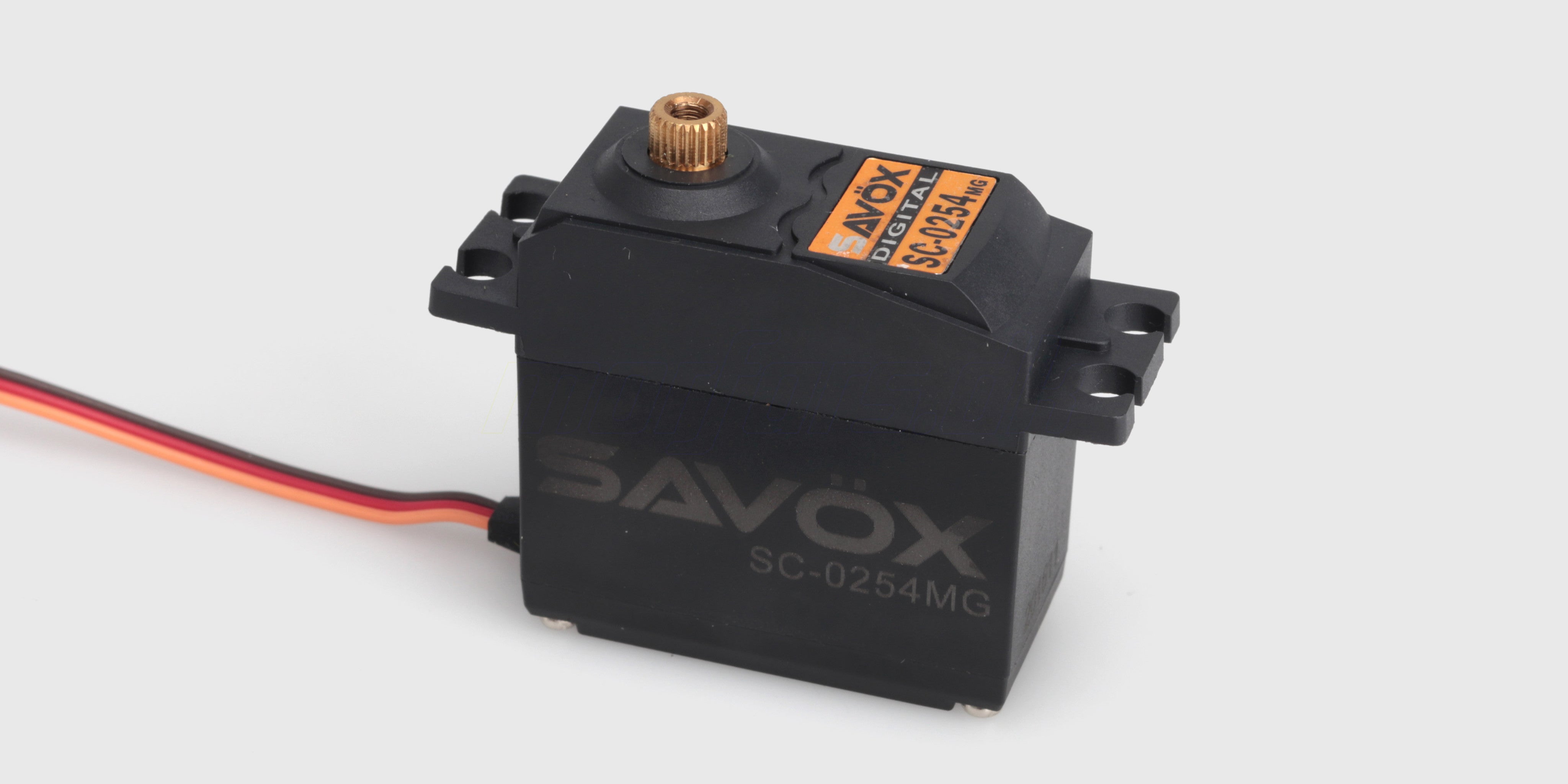 Savox SC-0254MG