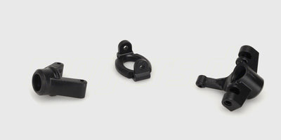 Sorte steering hubs, hub carriers og rear hubs til Hurricane XL fjernstyret bil vist på hvid baggrund.