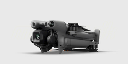 Dji mini 5 Pro kan foldes sammen, så den kan være i en taske
