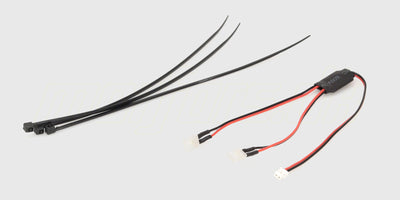 LED Light Kit med to hvide og to røde lygter til montering på en fjernstyret bil for et realistisk udtryk.