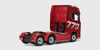 Huina Scania 770S med Trailer 1:18