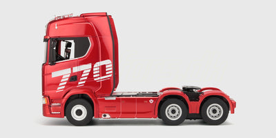 Huina Scania 770S med Trailer 1:18