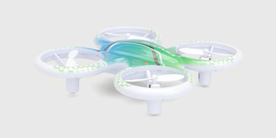 Sort Drone Super Glow med farverigt LED-lys klar til flyvning i mørke.