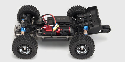 Nærbillede af vandbeskyttet elektronik og chassis på en HyperGo Buggy 3S fjernstyret bil.
