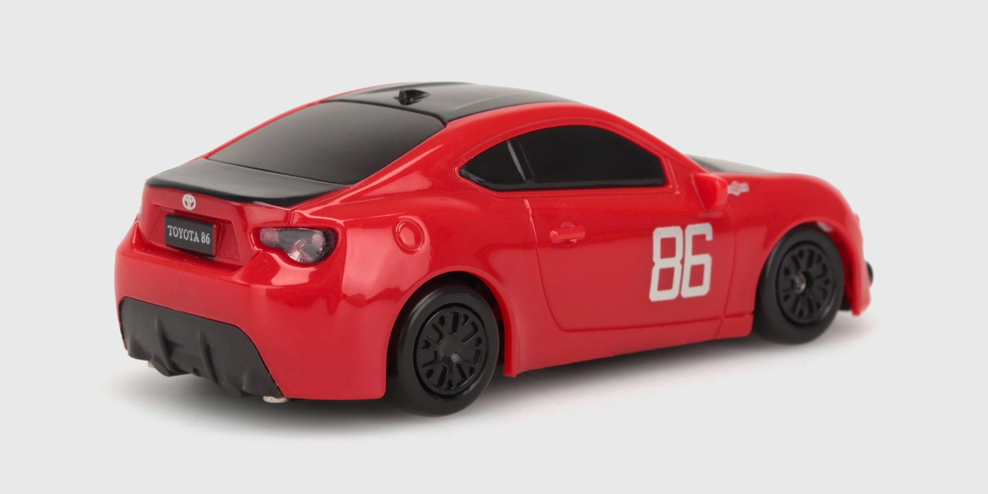 Rød Nano Drift Toyota GT86 set tæt på bagfra med Toyota-logo og sort hækspoiler