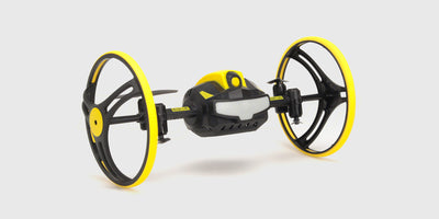 Gul Rolling Drone med store beskyttende hjul