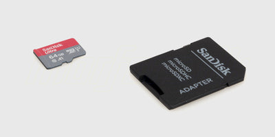 SanDisk Extreme 64GB MicroSDXC kort til lynhurtig lagring i fjernstyrede biler og kameraer.