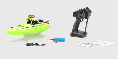 Storm V8 Superboat fjernstyret speedbåd i hvid med røde og sorte detaljer set fra siden.