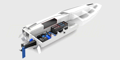 Traxxas Spartan SR fjernstyret båd med et strømlinet orange deep-V skrog til høj fart på vandet.