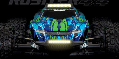 Komplet Traxxas Rustler 4x4 LED lyssæt med hvid lysbar til kofanger og tag samt rød LED-baglygte.